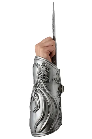 Модель Ezio Auditore Hidden Blade 1/1 — Neca Assassins Creed 2