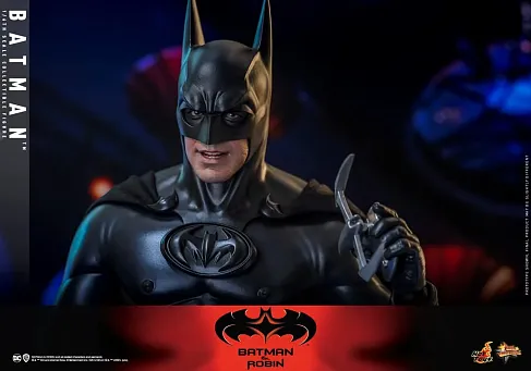 Фигурка Batman — Hot Toys MMS786 Batman & Robin 1/6