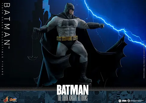Фигурка Batman — Hot Toys CMS024 Dark Knight Returns 1/6