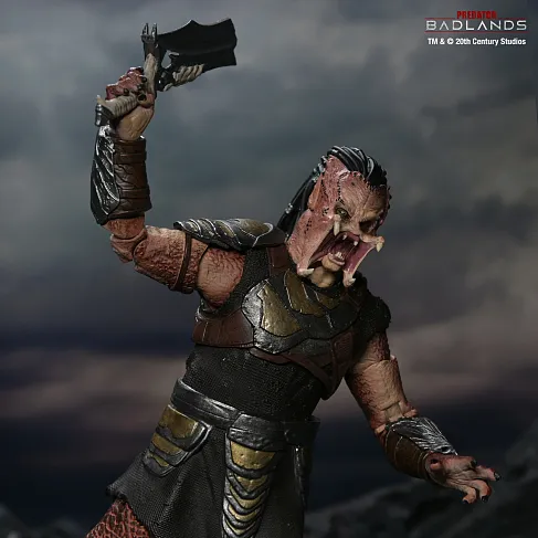 Фигурка Dek Training Armor — Neca Predator Badlands Ultimate Figure