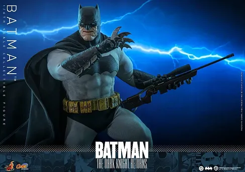 Фигурка Batman — Hot Toys CMS024 Dark Knight Returns 1/6