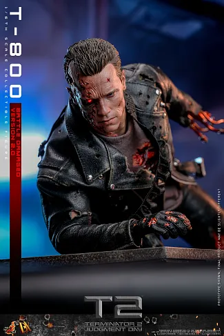 Фигурка Terminator 2 DX46 — Hot Toys Battle Damaged T-800V2 1/6