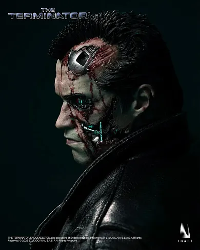 Фигурка Terminator T-800 — Inart AgA031 1/6 Collectible Figure
