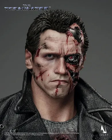 Фигурка Terminator T-800 — Inart AgA031 1/6 Collectible Figure