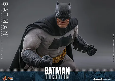 Фигурка Batman — Hot Toys CMS024 Dark Knight Returns 1/6