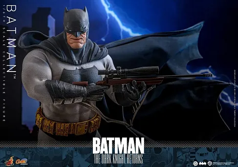 Фигурка Batman — Hot Toys CMS024 Dark Knight Returns 1/6