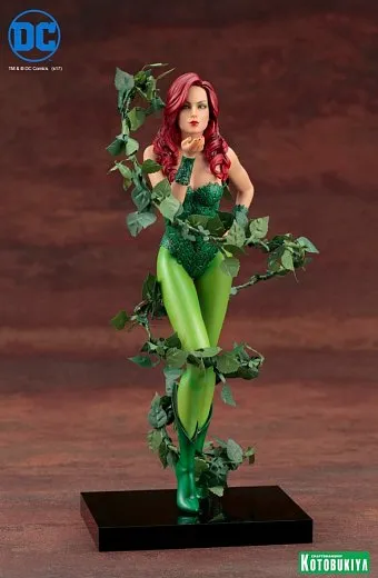 Новая фигурка обольстительной Пойзон Айви от Kotobukiya