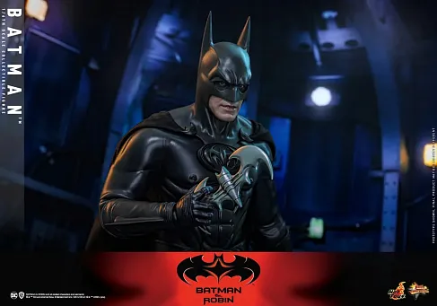 Фигурка Batman — Hot Toys MMS786 Batman & Robin 1/6