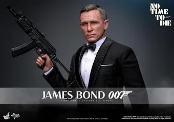 Первая фигурка Джеймса Бонда от Hot Toys