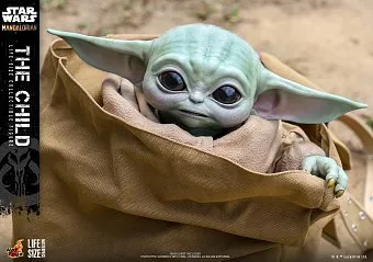 Фигурка Малыша Йоды в натуральную величину от Hot Toys