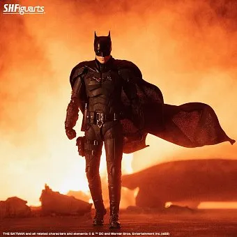 Больше Бэтменов богу Бэтменов! Ну и фигурка от S.H.Figuarts