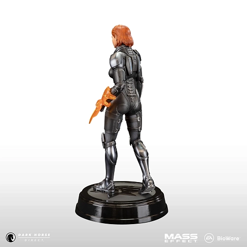 Фигурка Mass Effect Commander Jane Shepard — Dark Horse Statue