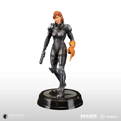 Фигурка Mass Effect Commander Jane Shepard — Dark Horse Statue