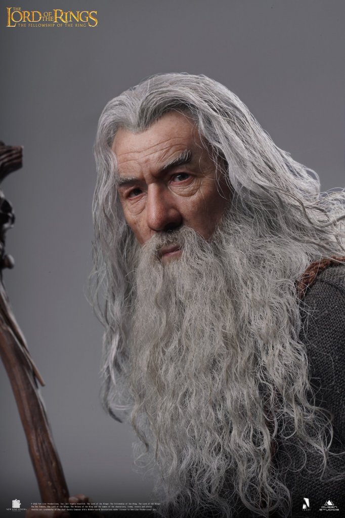 купить фигурку Queen Studios Lord of the Rings Gandalf 1:6 Figure 5.jpeg